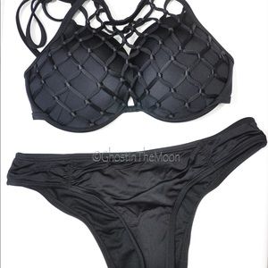 Shade & Shore Netted Halter Bikini Top Size 32DD (34D) NWT Black Lift Padded Bra